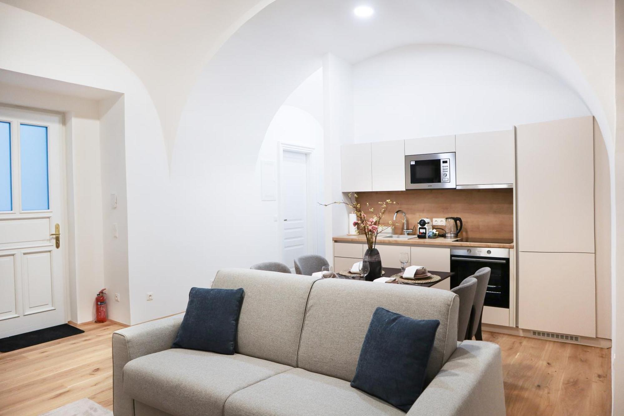 Exclusive - With Aircondition! * Vienne